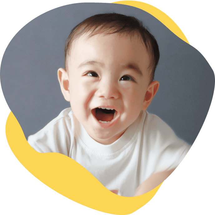 笑顔の赤ちゃん