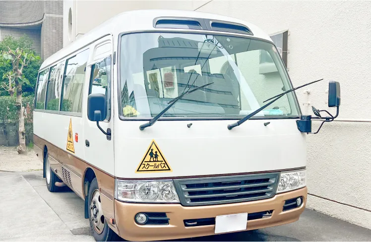 保育園の送迎バス